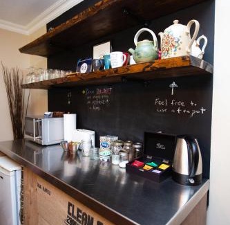 Revelstoke Bed & Breakfast | Alpenrose Revelstoke Bed & Breakfast