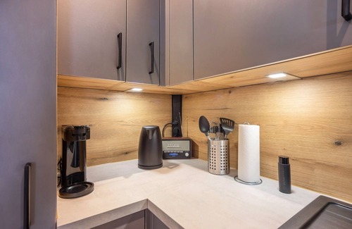 Seeg Apartment | ‘Alpenvorland’ holiday flat with mountain view, terrace, Wi-Fi and incl. Königscard