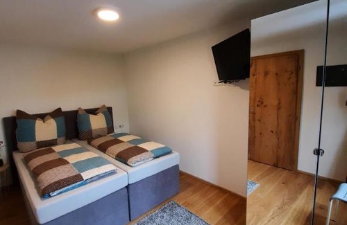 Schroecken Apartment | Alpha Apartment