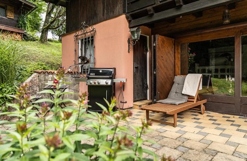 Bad Ischl House | Alpin-Chalet in Alleinlage in Bad Ischl - Wald, Kamin, Sauna & Badeplatz