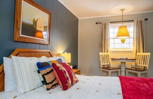 Manchester Center Hotel | Alpine 5, cozy Vermont retreat