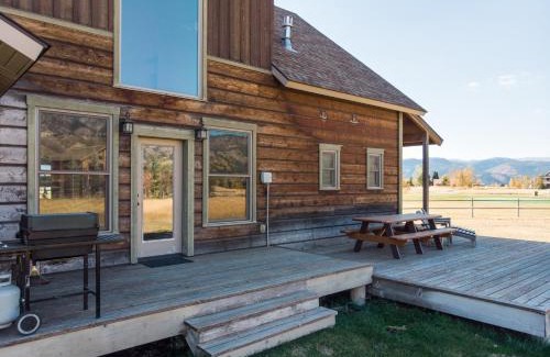 Alpine Northwest House | Alpine Airspace by KABINO Airpark Foosball Garage Satellite