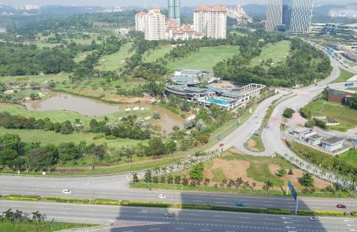 Putrajaya Apartment | Alpine Conezion Golf View Netflix at IOI City Mall