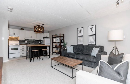 Collingwood Condo | Alpine Cove - Condo in Collingwood - Sleeps 6