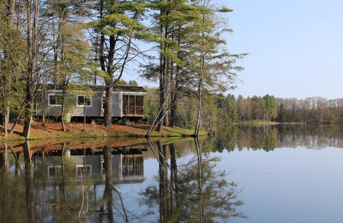 Corinth Resort | Alpine Lake Lakefront Park Model 4