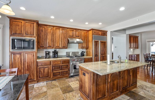 Ponderosa Trails House | Alpine Mountain | Spacious Luxury Retreat | Ponderosa Trails | Game Room