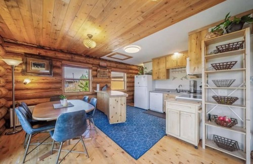 Granby Cabin | Alpine Park Lodge by ColoradoRandR a 2bd+bunkroom Cabin