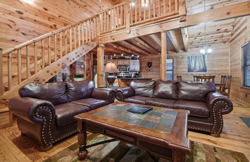 White Oak Lodge Cabin | Alpine Spirit - Smoky Mountain Family Fun!