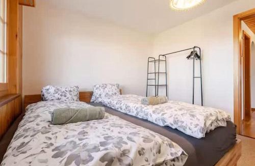 Reichenbach im Kandertal Apartment | Alpine View Chalet Private Garden & Lake Views