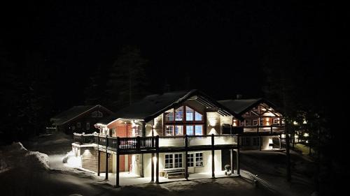 Jarvso House | Alpstigen 6A - 10 bäddars fjällstuga mitt i Järvsöbacken