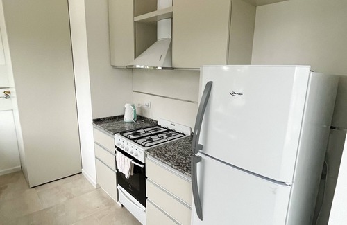 Esperanza Apartment | Alquiler Temporal - Departamento Moderno a Estrenar Para Viajes Solo o en Pareja