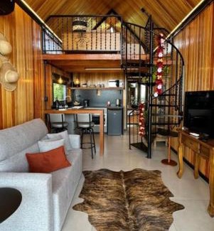 Garibaldi Ski Chalet | Alta Vista Cabanas