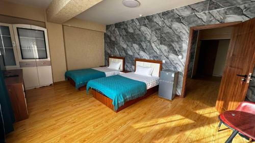 Bayangol House | Altai Khotkhon - Etuga Urlan guesthouse