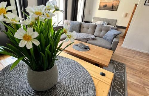 Brandenburg an der Havel Apartment | Altbauapartment in Wassernähe und Magenta TV