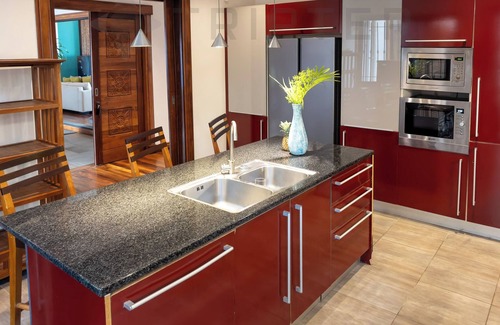 Poste Lafayette Villa | Altisan: Neighbouring luxury villas
