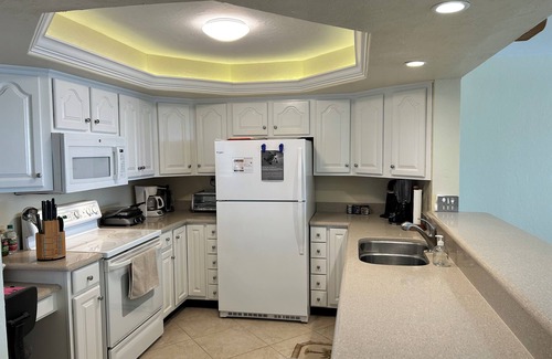 South Island Condo | Always Summertime - ON A WHITE SANDY BEACH!