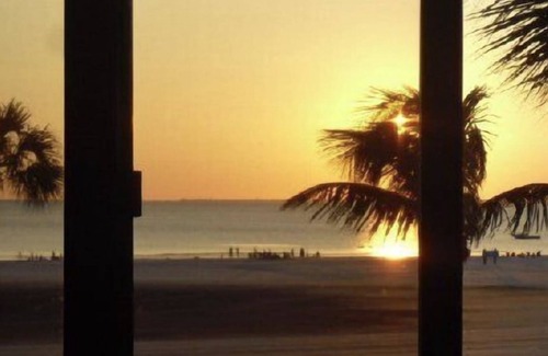 South Island Condo | Always Summertime - ON A WHITE SANDY BEACH!