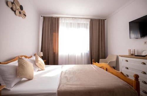 Caransebes House | Aly&Emy 2