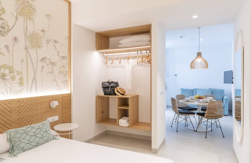 Conil de la Frontera City Center House | Alzocaire Boutique
