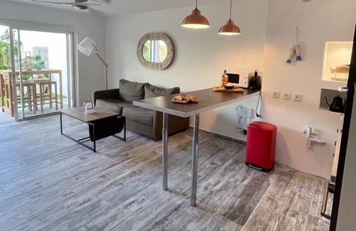 Orient Bay Apartment | Amazing TOPAZI