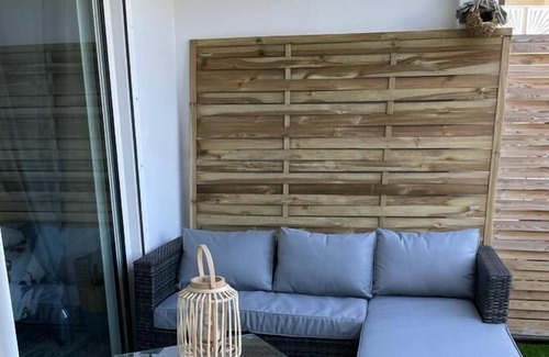 Orient Bay Apartment | Amazing TOPAZI