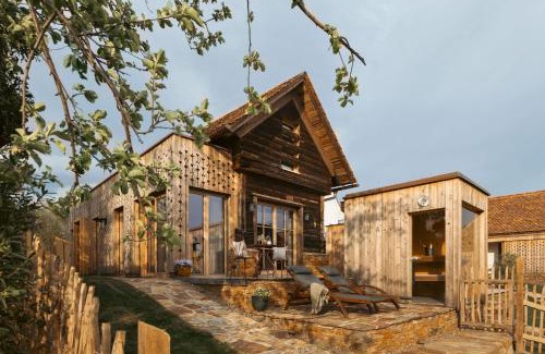 Deutschlandsberg Villa | Am Wildbachberg - Luxus Ferienhäuser mit Infinitypool, Privatsauna und Weinkeller