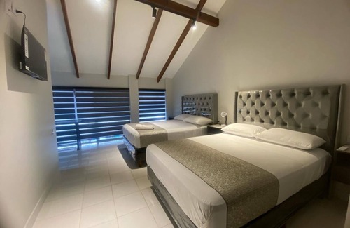 Santa Cruz House | Amaca Hostel