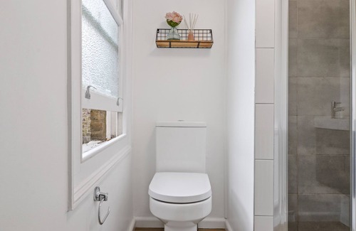 Brownswood Apartment | Amaizing Modern Studio Finsbury Park