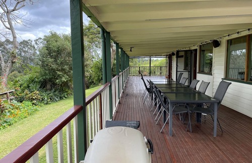 Shire of Cooloola House | Amamoor Homestead, inc Amamoor Cottages (3 self contained cabins)