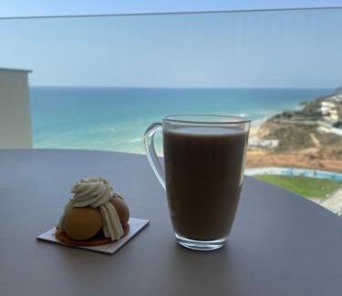 Herzliya Pituach Apartment | Amano Seaview Suite