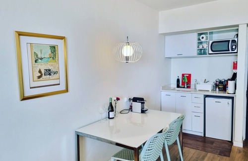 Herzliya Pituach Apartment | Amano Sewview Suit - Spacious sea-view suite with balcony