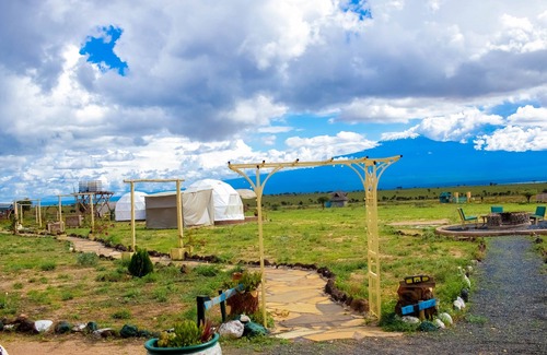 Amboseli Cabin | Amanya 1-Bed Zebra Tent