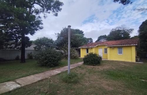 Cuchilla Alta House | Amarilla