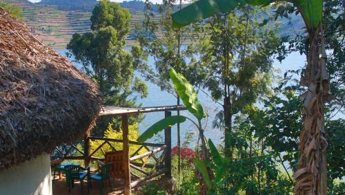 Kabale District House | Amasiko Homestay Lake Bunyonyi