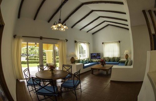 Puerto Barrios Hotel | Amatique Bay Hotel