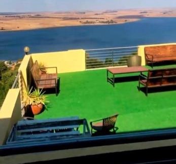 Bronkhorstspruit House | Amatolo view