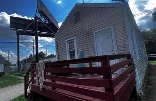 Russell House | Amazing 1-bedroom house in Louisville