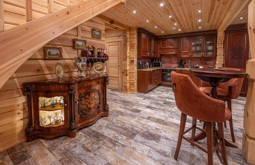 Pentney Villa | Amazing 14 berth villa with private pool at Pentney Lakes in Norfolk ref 34079A