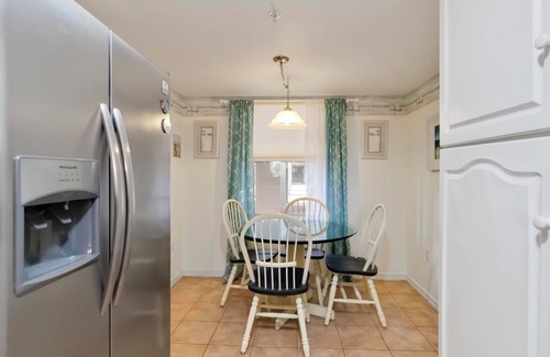 Palmer Ranch Condo | Amazing 2 bedroom unit located on golf course near Siesta Key Beaches
