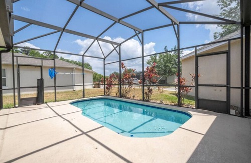Trafalgar Village House | Amazing 4Bd Home Pool & BBQ Grill Trafalgar Resort