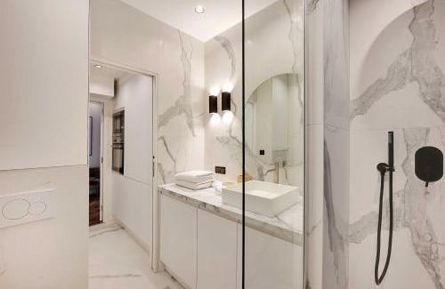 9th Arrondissement Apartment | Amazing Apartment - 2BR-6P - Gare Saint-Lazare