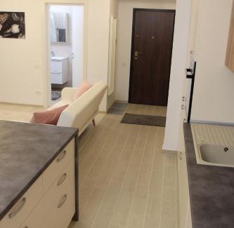 Otopeni Apartment | Amazing Apartment Bucharest Airport Self check-in!