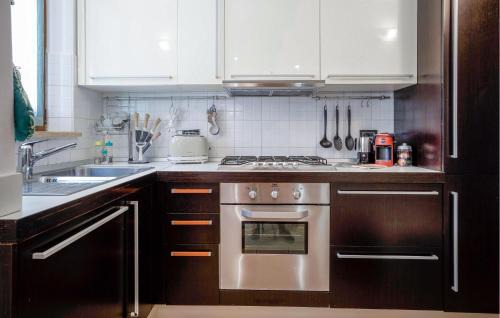 Bettolle Apartment | Amazing Apartment In Bettolle With Wifi