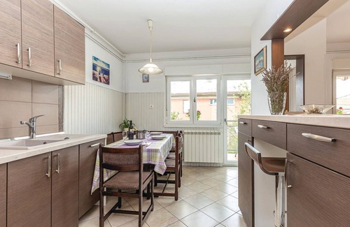 Rijeka Apartment | Amazing apartment in Rijeka with WiFi