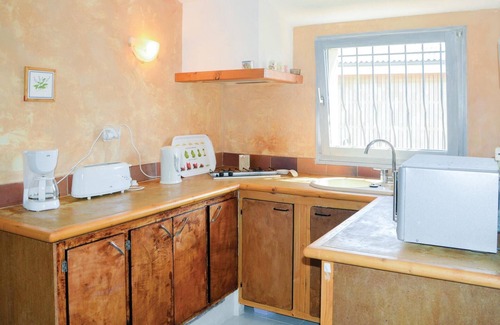 Sault Apartment | Amazing apartment in Sault with WiFi