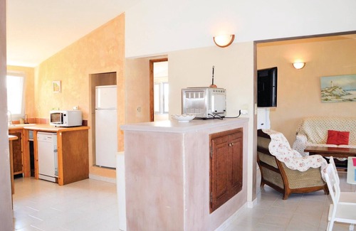 Sault Apartment | Amazing apartment in Sault with WiFi