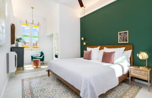 Sliema House | Amazing Art Deco Villa 150m to sea with Daily Housekeeping