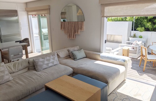 The Strand House | Amazing Beach House In Manhattan Beach, Near Town! Steps to Beach!