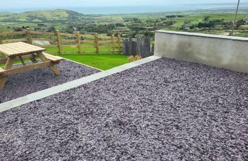 Llanllyfni House | Amazing coastal & sunset views in Eryri (Snowdonia)