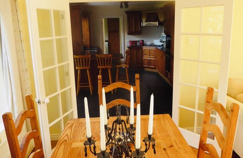 Banbridge House | Amazing detached house with super fast Wi-Fi set it the heart of County Down
